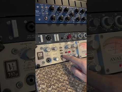 Видео: Avalon 737. Обзор преампа.