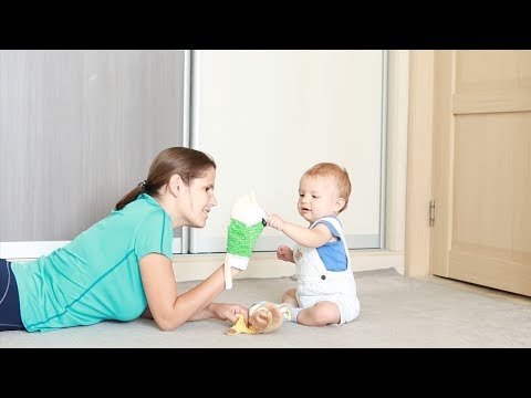 Видео: УЧИМ ПЕРВЫЕ СТИХИ, УЧИМ ЧАСТИ ТЕЛА - занятия для детей 6 - 9 мес. (ФИЗИЧЕСКОЕ РАЗВИТИЕ - часть 4)