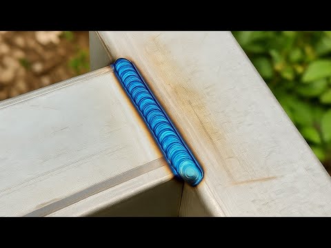 Видео: не все знают технологию сварки тонких квадратных оцинкованных труб