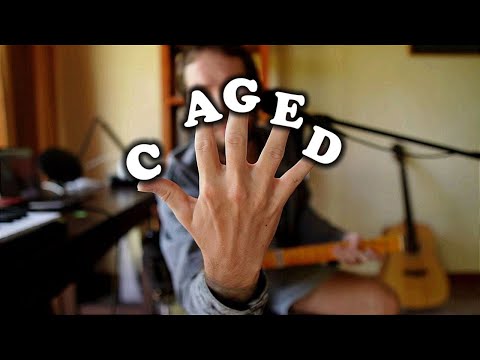 Видео: Как найти любой аккорд на гитаре I Система CAGED