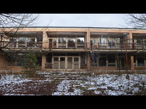 Видео: Заброшенный лагерь Спутник