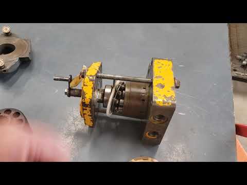 Видео: Аксиальные (рядные) поршневые насосы. Введение