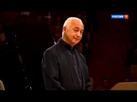 Видео: В А Моцарт концерт для фортепиано с оркестром №23 К.488 II часть, Аида Филиппова, 8 лет