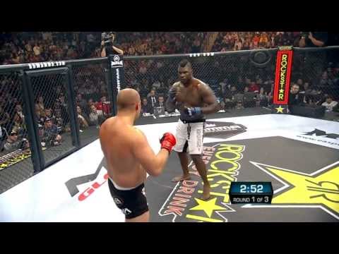 Видео: 2010 год. Федор Емельяненко - Бретт Роджерс