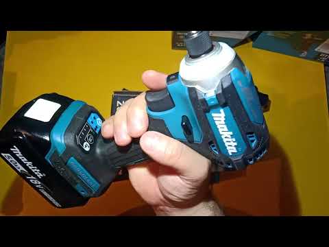 Видео: Makita DTD171Z аккумуляторный ударный шуруповерт топ LXT