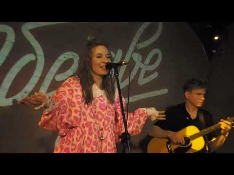 Видео: Обе Две - Рядом со мной (акустика) @Union Bar (08-01-23)