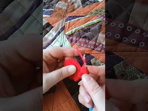 Видео: Мастер - класс "Вязаный цветок за 5 минут"