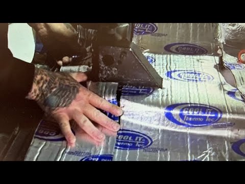 Видео: Правильная установка высокоэффективной тепло- и звукоизоляции в хот-род или масл-кар.