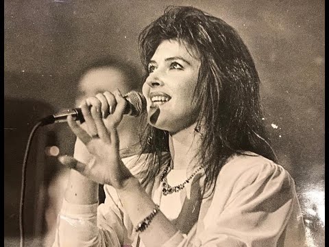 Видео: Анжелика Ютт и оркестр п\у М. Финберга - Зіма ўцякае начамі (1995)