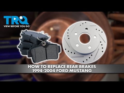 Видео: Как заменить задние тормоза Ford Mustang 1994-2004 годов