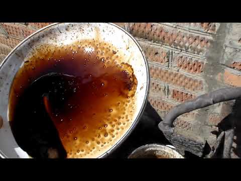 Видео: Глушитель скутера промывка химией