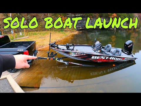 Видео: КАК спустить на воду лодку для ловли окуня в одиночку