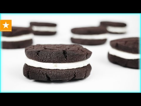 Видео: Как сделать печенье ОРЕО - очень простой рецепт / OREO рецепт без яиц