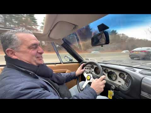 Видео: Ferrari 308 GT4 Dino 1981 года