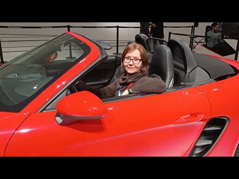 Видео: МУЗЕЙ PORSCHE  в Штутгарте. А вы были?