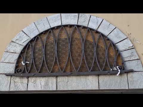 Видео: "Архитектурные" безумства в практически мёртвом городке  в 150 км от Милана( Грозотто)Чт1