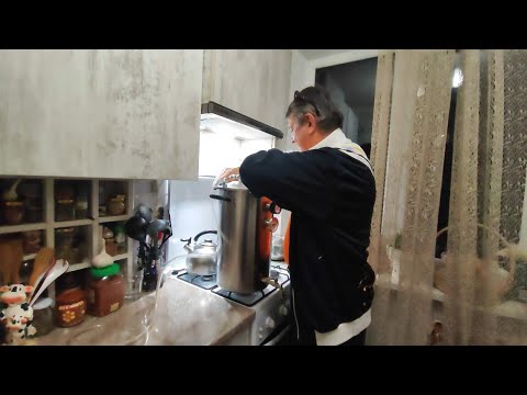 Видео: Купили автоклав. Готовим домашнюю тушёнку из свинины, фасоль и гречневую кашу с мясом в автоклаве.