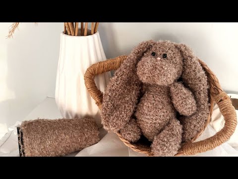 Видео: ВЯЗАНЫЙ ЗАЙЧИК - игрушка крючком из букле