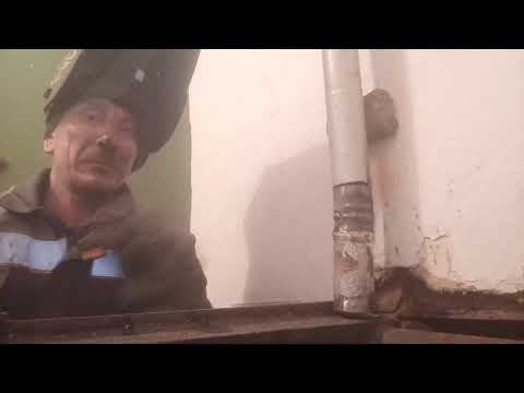 Видео: УСТАНОВКА ПЕЧИ,СВАРКА ОТОПЛЕНИЯ