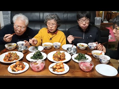 Видео: Мисо-суп из бабушкиной пикантной капусты мукбанг (рецепт)