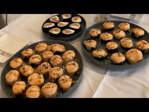 Видео: Готовим запеченные ролы с друзьями! Первый раз!
