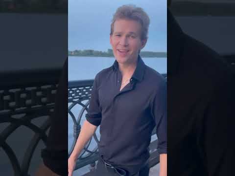 Видео: Александр Бичев - "Сережка ольховая"