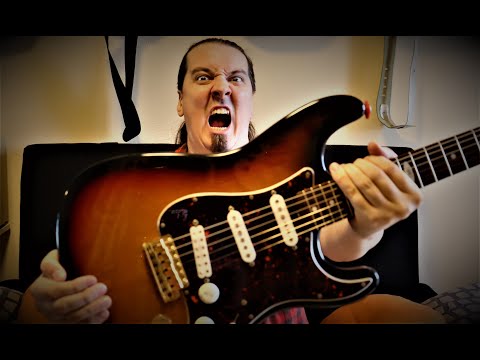 Видео: Fender Stratocaster Collector's Edition 1997: для тех, кто не крутит анкер...