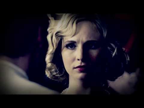 Видео: Керолайн и Клаус - Волк-одиночка