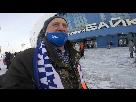 Видео: Боремся со снегом, болеем за наших! Мужчины, с наступающим 23 февраля!