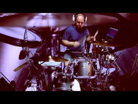 Видео: Виктор Цой и "КИНО" - Группа Крови (drum cover)