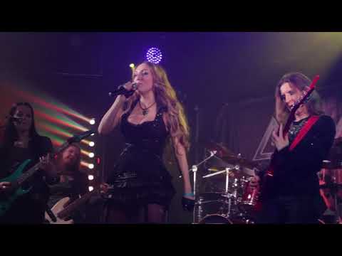 Видео: AELLA - Жди Меня! Live