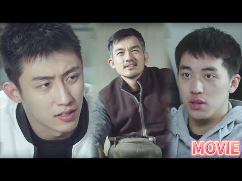 Видео: 【Лоуин сегодня... 😠】 Муж злится, тесть купил ему телефон 😂, ревнует: "Кто твой сын?"