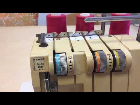 Видео: Заправка старого оверлока, который я нашла на распродаже! Как заправить Singer 14U52A