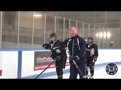 Видео: ЗАЩИТА ШАЙБЫ ПРИ ЕЁ ВЕДЕНИИ ВДОЛЬ БОРТА