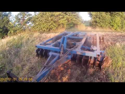 Видео: Обработка почвы.Дисковка БДТ-3 и красивый закат.