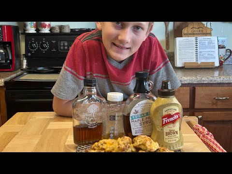 Видео: Быстрые и простые в приготовлении сырные бисквиты с беконом и колбасой, кето, низкоуглеводные, бе...