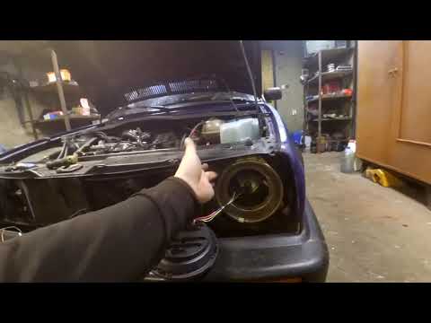 Видео: Светодиодные фары на Golf 2