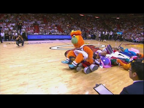 Видео: Моменты в Спорте, которые Невозможно Забыть