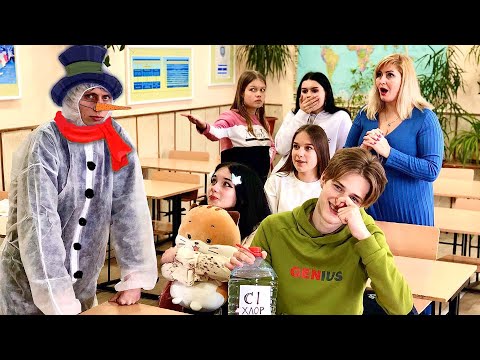 Видео: СЕСТРА НАШЛА СНЕГОВИКА ,ЭТОГО НЕ МОЖЕТ БЫТЬ!