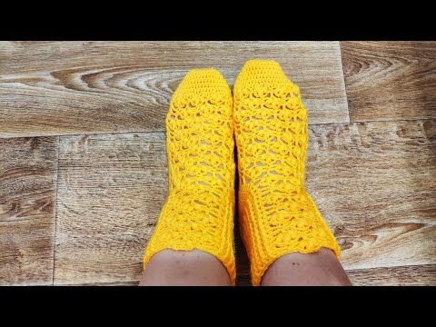 Видео: Ажурные носочки крючком