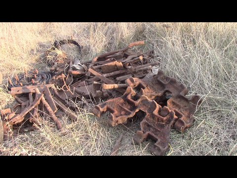 Видео: Раскоп ямы с металлом на выбитом месте!