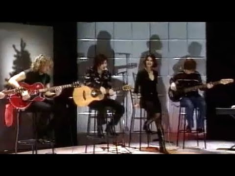 Видео: Мумий Тролль - Кухня. Открытый проект (ТВЦ, 2002)