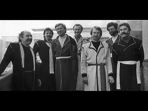 Видео: ПЕСНЯРЫ Конь незацугляны