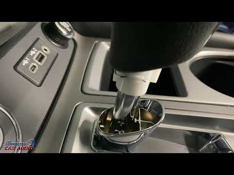 Видео: Удалить штатную стереосистему Nissan Murano 2015 и новее