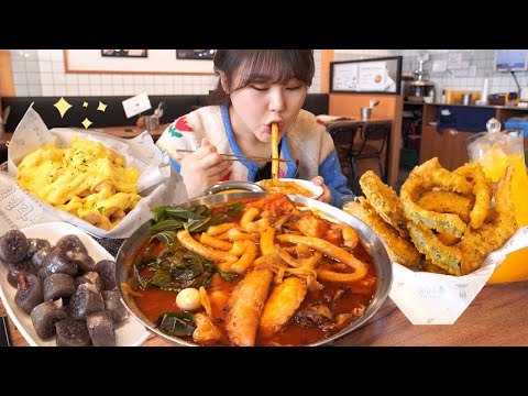 Видео: МУКБАНГ | 🔥Новое меню Cheong-nyeon Tteokbokki🔥Жареные овощи, креветки и картофель в масле