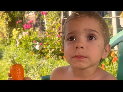 Видео: У бабушки на даче 🌿