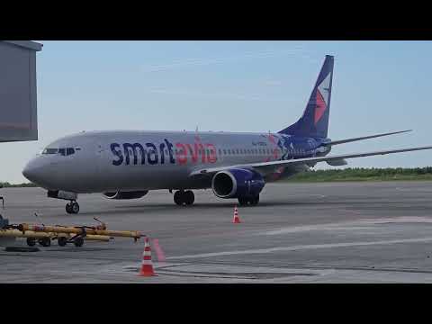 Видео: Архангельск - Москва (SVO) Smartavia Boeing 737 - 800 c Зоной ожидания ENG/RUS