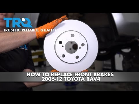 Видео: Как заменить передние тормоза на Toyota RAV4 2006-12