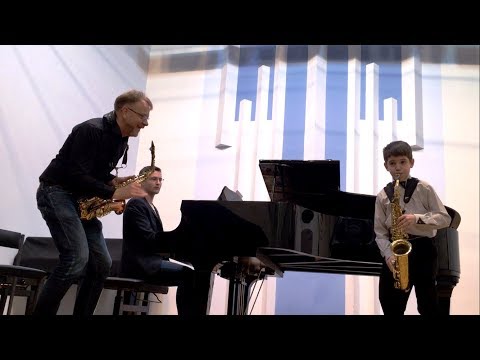 Видео: Мастер-класс Арно Борнкамп (саксофон, Нидерланды) Дмитрий Пинчук. Саксофон. 11 лет.