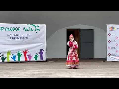 Видео: Хит! Русская берëзонька. Исп @olesyaozerova. стихи Елена Корвин, муз. аранж Константин Дерр